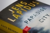 Buchcover und Innenansicht für das Buch: Paradis City