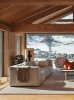 Buchcover und Innenansicht für das Buch: Living in Style Mountain Chalets (DE)