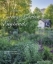 Buchcover und Innenansicht für das Buch: Die schönsten Cottage-Gärten Englands