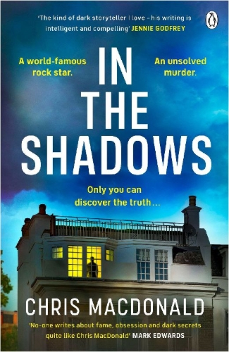 Buchcover und Innenansicht für das Buch: In The Shadows