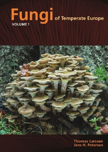 Buchcover und Innenansicht für das Buch: Fungi of Temperate Europe