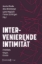 Buchcover und Innenansicht für das Buch: Intervenierende Intimität