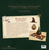 Buchcover und Innenansicht für das Buch: Aus den Filmen zu Harry Potter: Weihnachten in Hogwarts: Das große Adventskalenderbuch